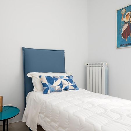 Surya House - Elegant Apartment In Sorrento Exteriör bild