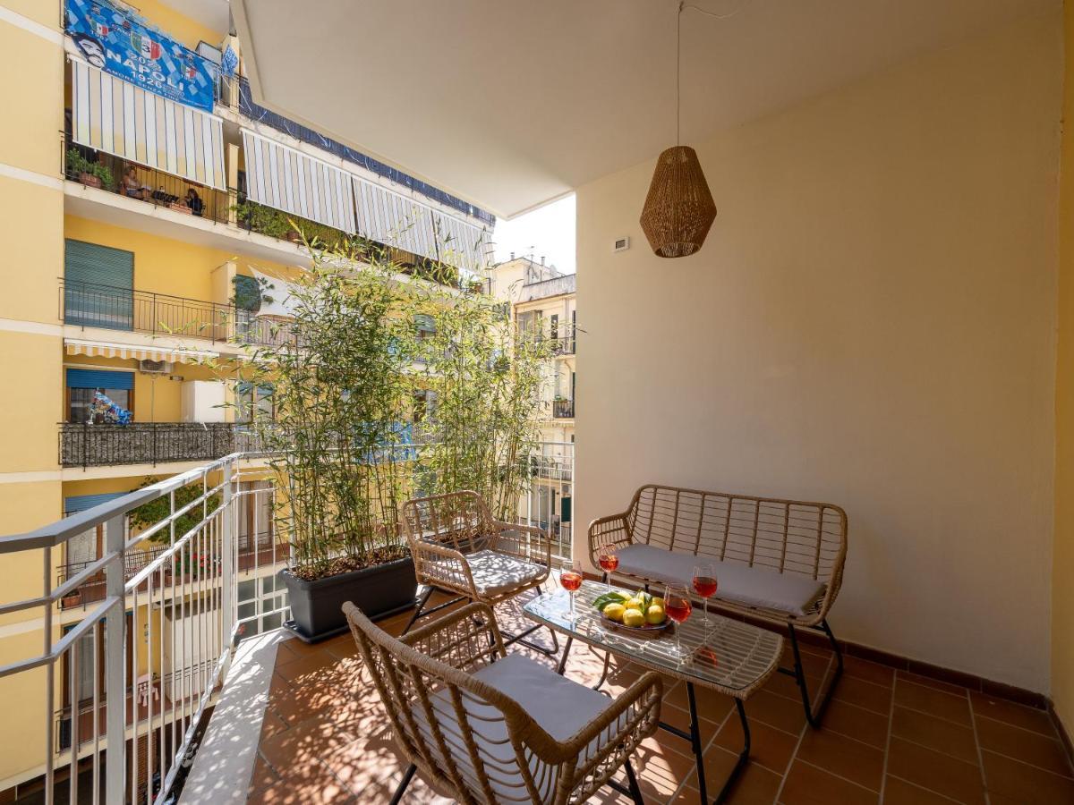 Surya House - Elegant Apartment In Sorrento Exteriör bild