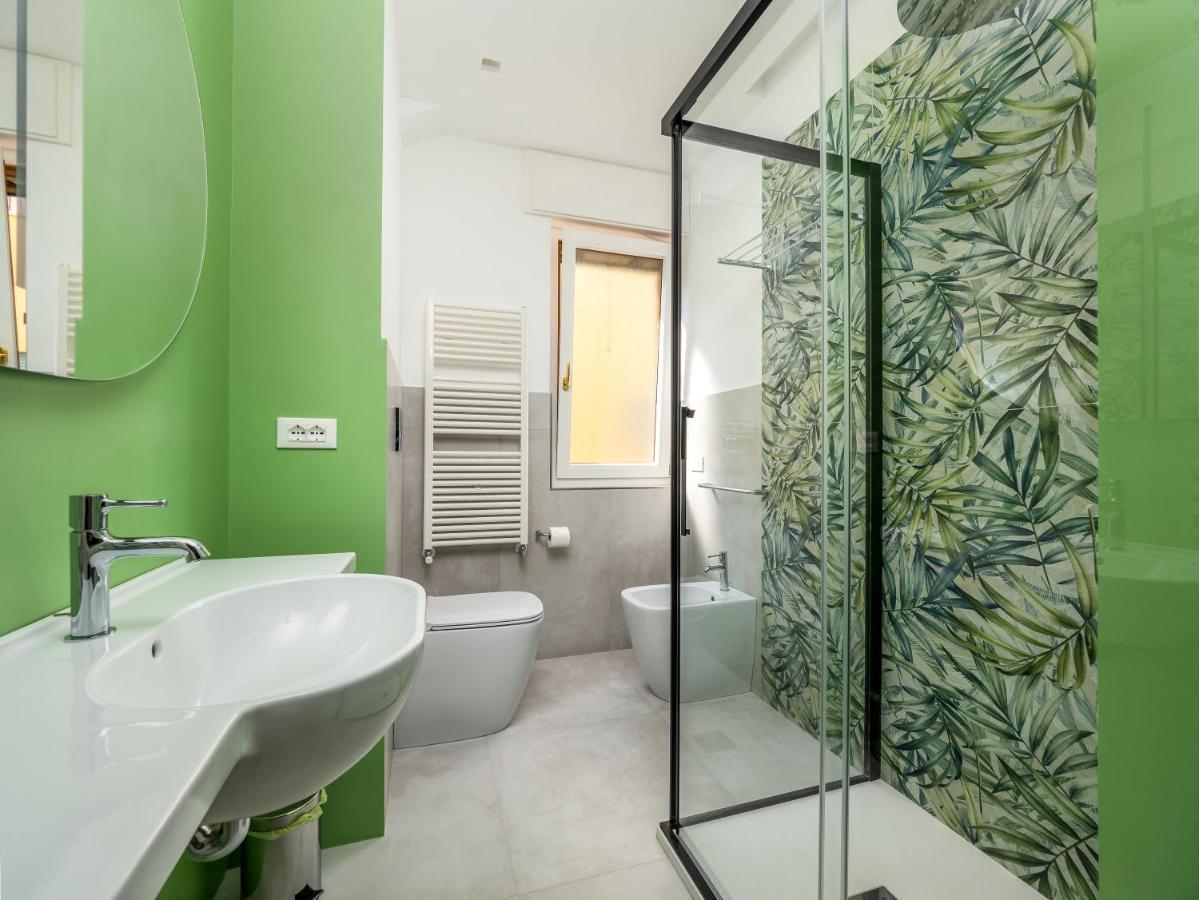 Surya House - Elegant Apartment In Sorrento Exteriör bild